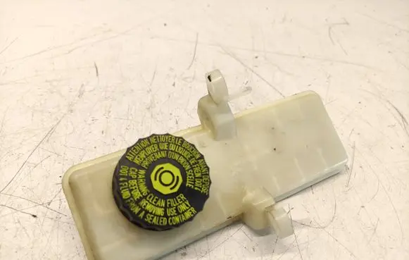 Citroen C4 II Picasso Brake fluid reservoir 03350890851 07214A 9674882280