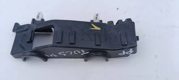 Hyundai Tucson TL Front bumper mounting bracket 86516-D7000