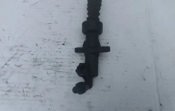Peugeot 307 Clutch slave cylinder 