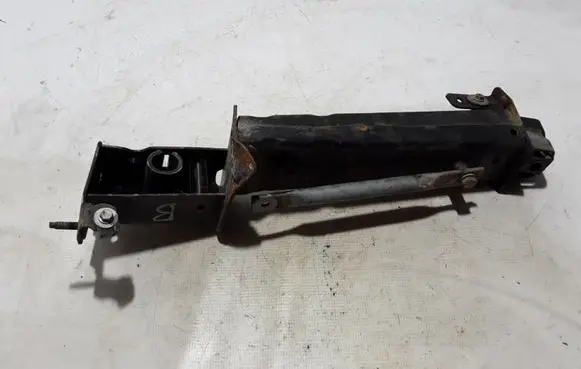 Other front suspension part