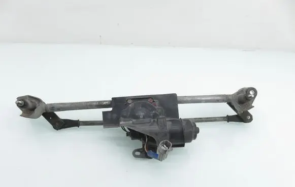 Suzuki Swift I Front wiper linkage 