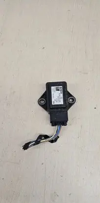 Opel Omega B2 ESP acceleration yaw rate sensor 24413377 0011587 0265005255