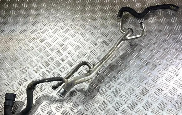 Volvo XC60 Engine coolant pipe/hose