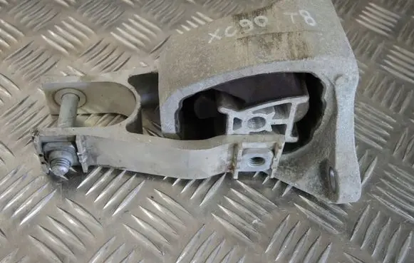 Volvo XC90 Gearbox mount