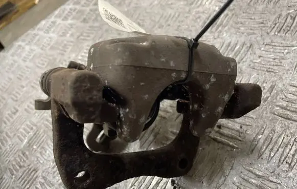 Skoda Octavia Mk3 (5E) Rear brake caliper