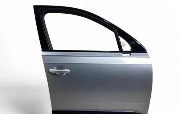 Audi Q7 4M Front door