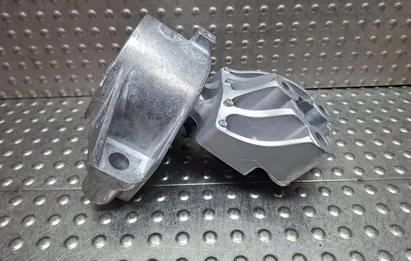 Fiat Doblo Engine mount bracket S27649804 517991100