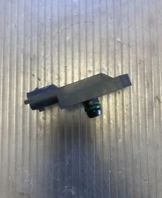 Renault Koleos I Air pressure sensor 0281002740 8200292433