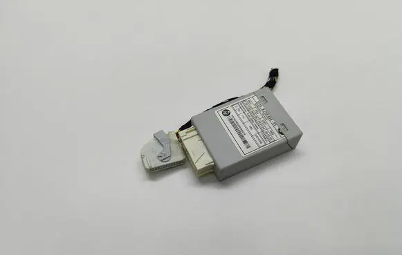 BMW 5 E60 E61 Air suspension control unit module (rear) 6769834 676983401 37146769834