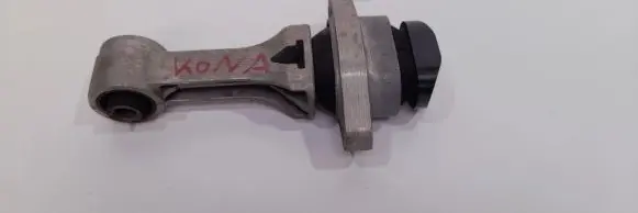 Hyundai Kona I Engine mount bracket