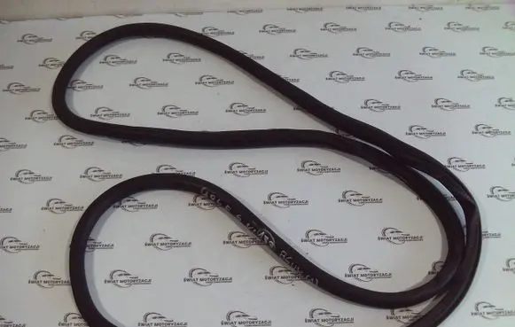Volkswagen Golf VI Front door rubber seal 5K4867911