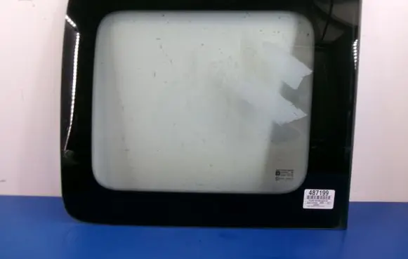 Opel Combo C Rear side window