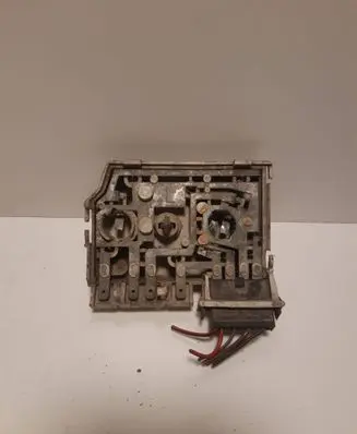 Audi A6 S6 C4 4A Tail light bulb cover holder B5831BL