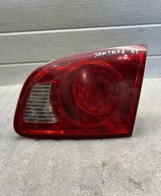 Hyundai Santa Fe Tailgate rear/tail lights 924062B000