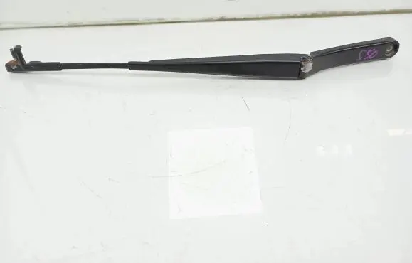 Skoda Octavia Mk2 (1Z) Front wiper blade arm 1Z1955409A