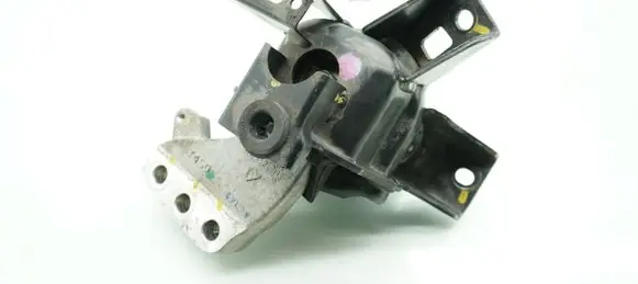 Suzuki SX4 S-Cross Engine mount vacuum valve 