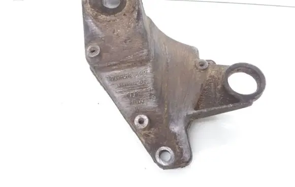 Audi A4 S4 B5 8D Gearbox mounting bracket 8D0399114L