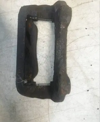 Land Rover Range Rover L322 Front Brake Caliper Pad/Carrier 3635