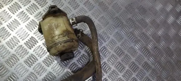Mazda 626 Power steering fluid tank/reservoir