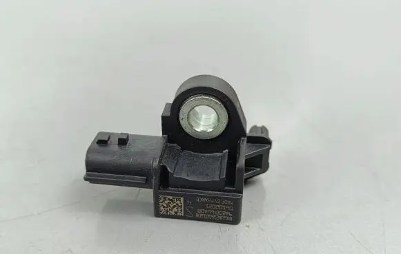 Nissan Qashqai J12 Airbag deployment crash/impact sensor 988306UA0B