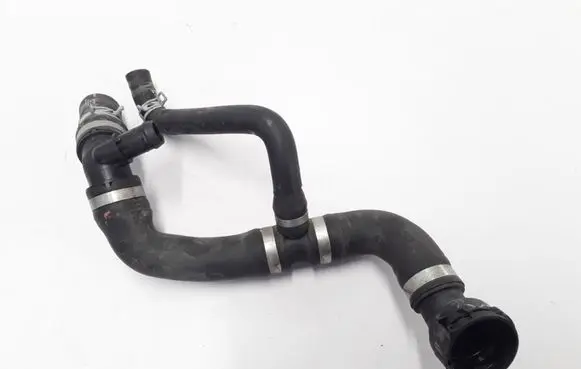 Volvo V60 Engine coolant pipe/hose 31368613