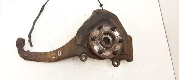 Nissan Navara D40 Front wheel hub