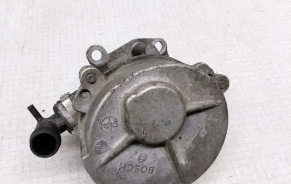 Renault Megane II Vacuum pump 0163322916