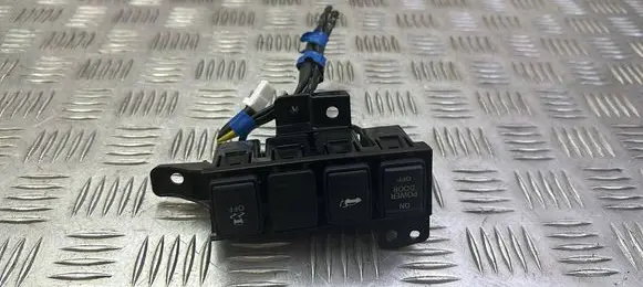 Nissan X-Trail T32 Other switches/knobs/shifts 4CL0A