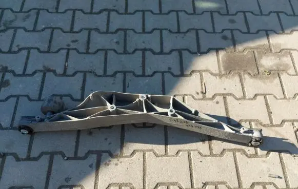 Rear beam