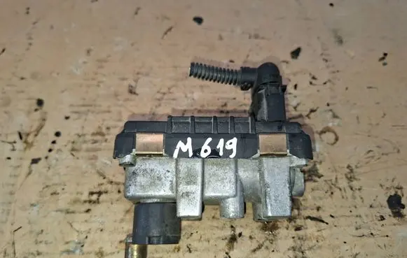 BMW 1 E81 E87 Turbine electric control actuator 781751 6NW009660