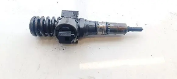 Volkswagen Golf Plus Fuel injector 0414720404 PDB027