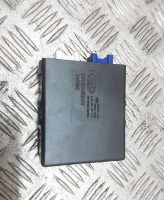 KIA Sorento Tailgate/trunk control unit/module 987503E000