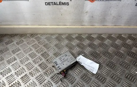 Antenna control unit