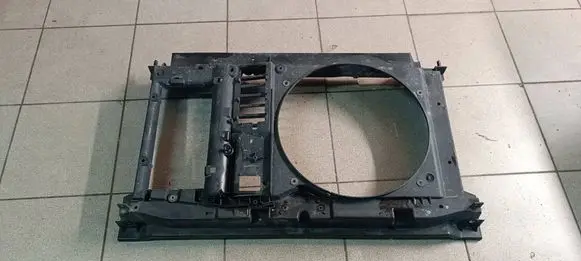 Peugeot 5008 Radiator support slam panel 9651941680