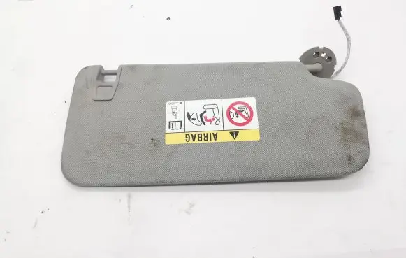 Opel Mokka Sun visor
