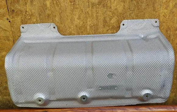 BMW M3 F80 Exhaust heat shield 7241777 51487241777 24640010
