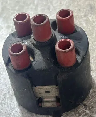 Skoda Octavia Mk1 (1U) Spark distributor cap 1230591040
