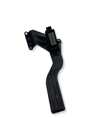 Ford Mondeo Mk III Accelerator throttle pedal 2S719F836DA 534700000704