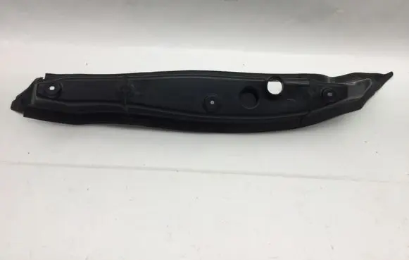 Mercedes-Benz C W206 Fender end trim A2068890000