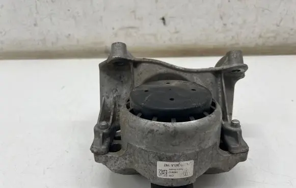 Porsche Panamera (971) Engine mount bracket 971199383A