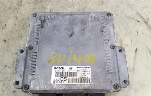 Peugeot 807 Engine control unit/module 9647474680