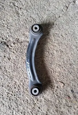 Dodge Challenger Rear control arm