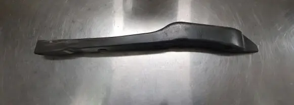Mazda CX-5 Fender foam support/seal KD53