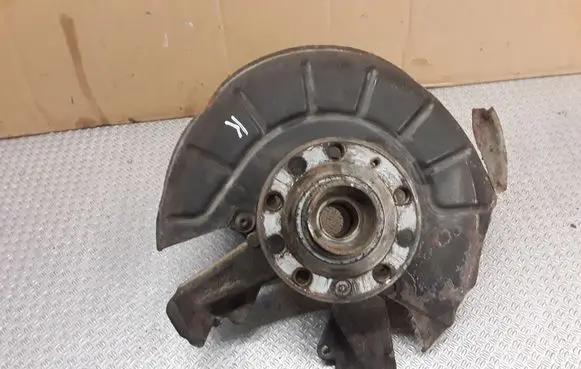 Volkswagen Golf V Front wheel hub spindle knuckle