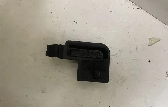 Traction control (ASR) switch