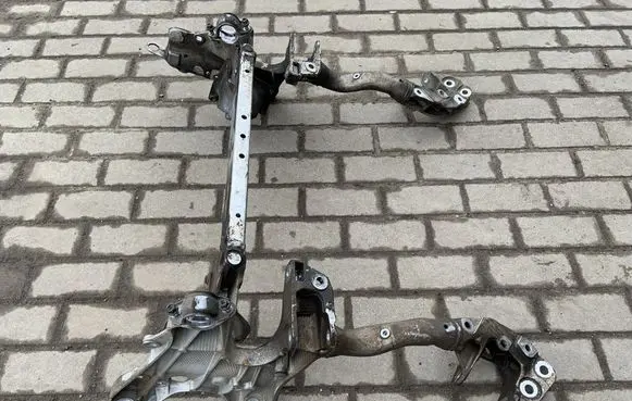 Audi Q5 SQ5 Front subframe 8R0399315G
