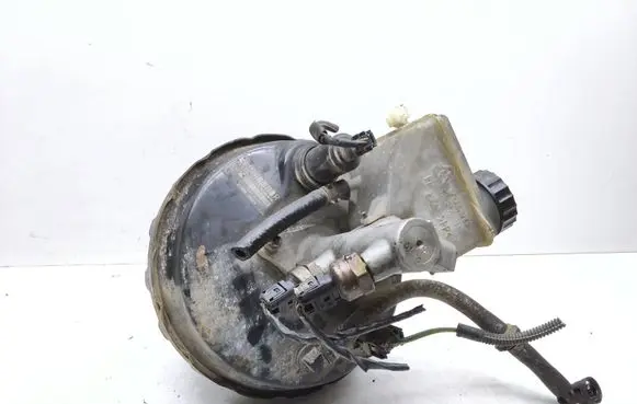 Volvo S60 Brake booster P30665454 03785960024