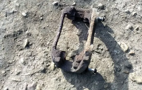 Citroen Xsara Picasso Front Brake Caliper Pad/Carrier 