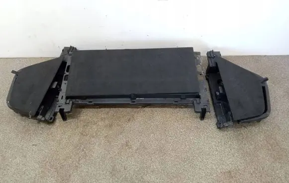 Toyota Avensis T270 Trunk/boot floor carpet liner 