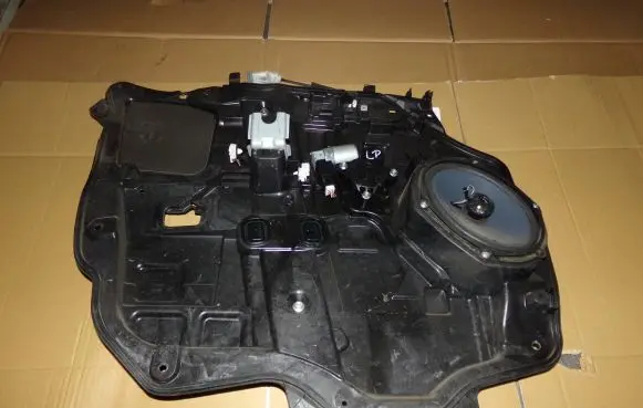 Mazda 5 Sliding door motor assembly 